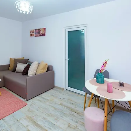 Apartament Amalia * 康斯坦察